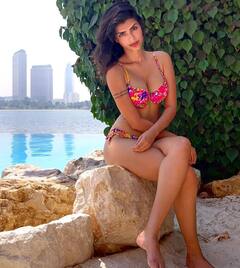 Actress Sonali Raut: સોનાલી રાઉતની બિકિની તસવીરો વાયરલ, બોલ્ડ અંદાજ જોઈ ચાહકો દંગ