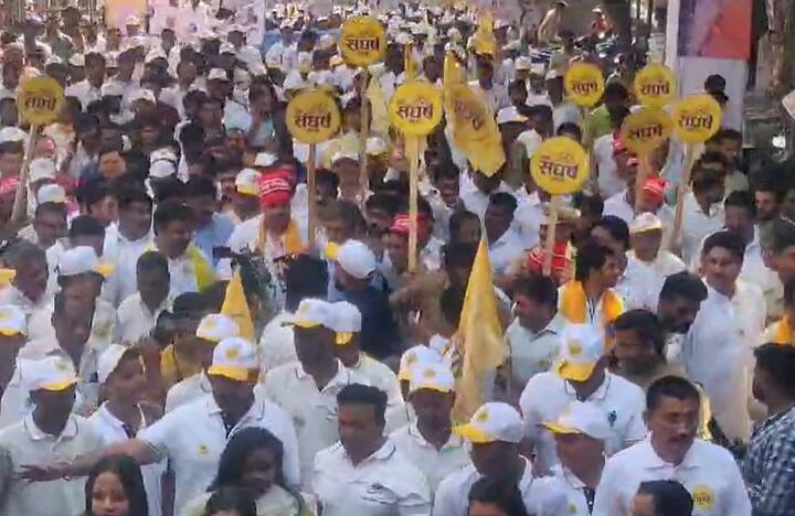 कंत्राटी भरती, पेपरफुटीसह विविध प्रश्नांवर या यात्रेदरम्यान विचारमंथन करण्यात येणार आहे.