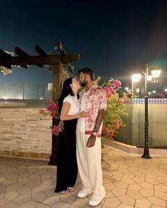 Natasa Stankovic Pics: पति हार्दिक पांड्या के साथ फिर रोमांटिक हुईं नताशा स्टेनकोविक, कैमरे के सामने किया लिपलॉक