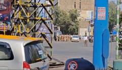 Pune News : आरक्षणासाठी मराठा तरुणांनी अडवला शरद पवारांचा ताफा