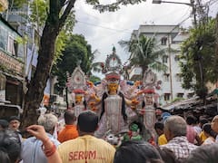 Vijay Dashami 2023: A Glimpse Of Goddess Durga Being Decked Up Before Visarjan