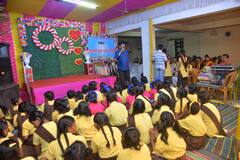 Durga Puja 2023:পুজোর ২৫ বছর পূর্তিতে 'বসুধৈব কুটুম্বকম'-র পথে এক পা, দুঃস্থ শিশুদের দিয়ে উদ্বোধন আবাসনের পুজো