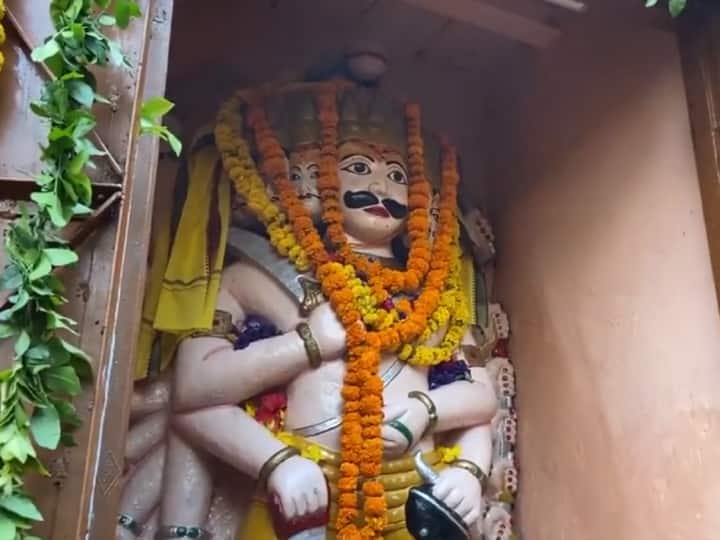 Dashanan Temple Kanpur Dasara 2023 uttar pradesh ravan pooja in kanpur temple on vijayadashami Dasara 2023: सकाळी रावणाची पूजा, संध्याकाळी दहन; वर्षातून एकदाच खोललं जातं रावणाचं 'हे' मंदिर