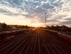 Train: ਕਿੰਨਾ ਹੁੰਦਾ ਰੇਲਗੱਡੀ ਦਾ ਪਹੀਏ ਦਾ ਭਾਰ? 5 ਲੋਕ ਨਹੀਂ ਚੁੱਕ ਸਕਦੇ