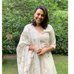 Shah Rukh Khan Vanity Van: वैनिटी के बाथरूम में बैठकर घंटों ये काम करते हैं शाहरुख खान, एक्ट्रेस स्वरा भास्कर ने खोली थी पोल