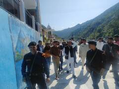 In Pics: परिवार संग देवप्रयाग तीर्थ पहुंचे सपा प्रमुख अखिलेश यादव, गंगा दर्शन कर की पूजा, देखें तस्वीरें