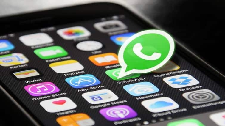 apps whatsapp will no longer work on certain older android phones and iphones from october WhatsApp Ends Support:આ 18  ફોનમાં નહી ચાલે વ્હોટસએપ, યુઝર્સે ઝડપથી કરવું પડશે આ કામ