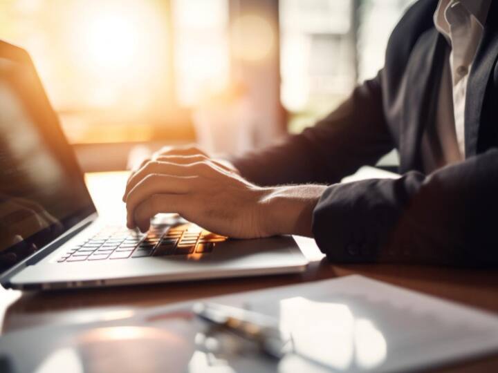 RCF Recruitment 2023: राष्ट्रीय केमिकल्स व फर्टिलाइजर्स लिमिटेड ने एक भर्ती नोटिफिकेशन जारी किया है. जिसके लिए उम्मीदवार आधिकारिक साइट rcfltd.com पर जाकर आवेदन कर सकते हैं. इस अभियान के लिए आवेदन प्रोसेस शुरू हो गई है. जिसके लिए उम्मीदवार 7 नवंबर 2023 तक अप्लाई कर सकते हैं.