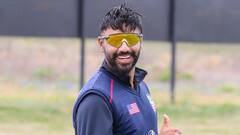 ODI Record: ওয়াংখেড়েতে অনবদ্য শতরানে ইতিহাসের পাতায় নাম লেখালেন কিপার-ব্যাটার ডি'কক