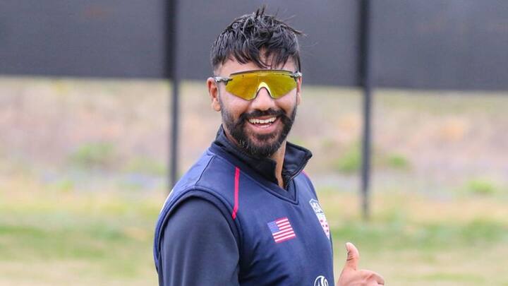 ভারতীয় বংশোদ্ভূত যুক্তরাষ্ট্রের কিপার-ব্যাটার পাপুয়া নিউ গিনির বিুরুদ্ধে ২০২১ সালে অপরাজিত ১৭৩ রানের ইনিংস খেলেছিলেন।