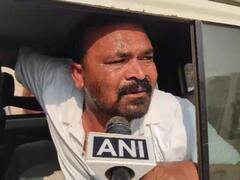 सीएम के कार्यक्रम से पहले हंगामा, बेमतरा में कलेक्ट्रेट ऑफिस के बाहर AAP कार्यकर्ता ने की आत्मदाह की कोशिश