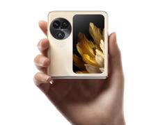 IN PICS | Samsung Galaxy Z Flip 5, Moto Razr 40 Ultra, More Challengers To Oppo Find N3 Flip