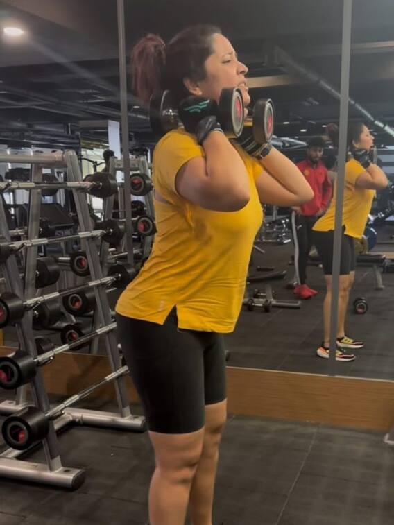 అనసూయ జిమ్ కష్టాలు - వీడియో చూశారా?