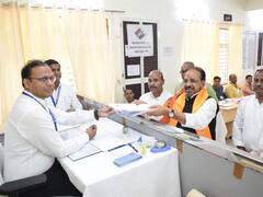 एमपी: लगातार 8 चुनाव जीतने वाले पीडब्ल्यूडी मंत्री गोपाल भार्गव ने 9वीं बार भरा पर्चा, जानें क्या है जीत का राज?