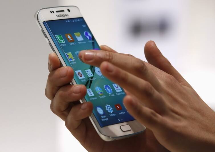 google updates with apps: google flags samsung apps messages and wallet as harmful Googleએ આ 2 એપ્સને ગણાવી જોખમકારક, સેમસંગના ફોન યૂઝ કરતાં હોય તો કરી લો આ કામ, નહીં તો....