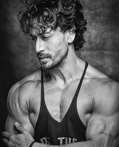 Tiger Shroff Inside House: कभी जमीन पर सोते थे बॉलीवुड के ‘गणपत’, आज इस आलीशान घर में रहकर जी रहे हैं लैविश लाइफ