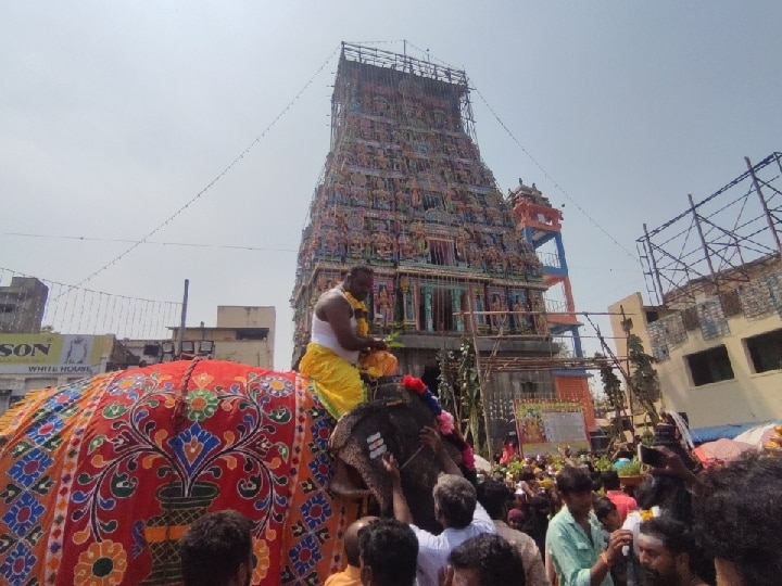 சேலம் கோட்டை மாரியம்மன் திருக்கோவிலின் குடமுழுக்கு விழா -நாளை உள்ளூர் விடுமுறை.