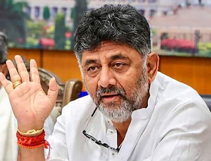 DK Shivakumar Targated PM Modi BJP On Ncert Panel Recommendation Of Replacing India By Bharat | NCERT की सिफारिश पर गरमाई राजनीति, डीके शिवकुमार बोले