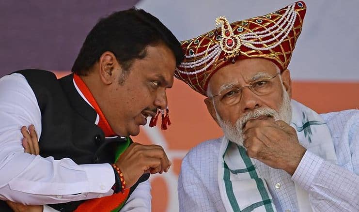 Ahmednagar News DCM Devendra Fadnavis comment on Maharashtra Farmers suicides Ahmednagar Visit Prime Minister Narendra Modi irrigation    महाराष्ट्राला लागलेला आत्महत्येचा कलंक समाप्त करायचा असेल तर....फडणवीसांचे पंतप्रधान मोदींसमोर निवेदन