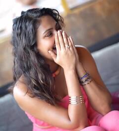 Amala Paul : காதலில் விழுந்த நடிகை அமலா பால்..விரைவில் டும் டும் டும்..பிறந்தநாள் அன்று ரசிகர்களுக்கு சர்ப்ரைஸ்..!