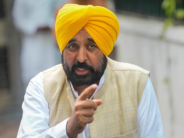 CM Bhagwant Mann Announces Main Punjab Bolda Haan Debate on Nov 1 Parties to Account for Past Actions 'Parties Must Answer For Past Actions': Punjab CM Bhagwant Mann Announces Political Debate On Nov 1