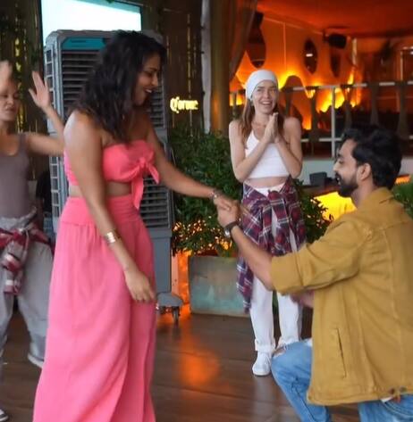 இப்படியான நிலையில் இன்று அமலா பால் தனது 32வது பிறந்தநாளை கொண்டாடுகிறார். அவருக்கு ரசிகர்கள், திரையுலக பிரபலங்கள் என பலரும் சமூக வலைத்தளங்களில் வாழ்த்துகளை தெரிவித்து வருகின்றனர்.