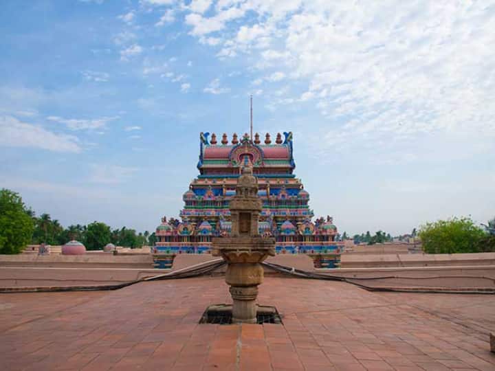 अयोध्या का राम मंदिर नहीं, ये है भारत का सबसे बड़ा मंदिर, कई किलोमीटर तक फैला है दायरा Ayodhya Ram temple not a largest temple of India biggest temple of india situated in Tamilnadu know details अयोध्या का राम मंदिर नहीं, ये है भारत का सबसे बड़ा मंदिर, कई किलोमीटर तक फैला है दायरा