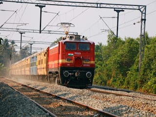 Special Train: நெருங்கும் தீபாவளி: நாடு முழுவதும் 283 சிறப்பு ரயில்கள் - எந்தெந்த வழித்தடத்தில்? குஷியில் பயணிகள்