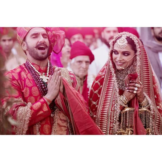KWK 8: शादी के पांच साल बाद Deepika- Ranveer की वेडिंग की Unseen तस्वीरें आई सामने, वरमाला से सात फेरों तक हर रस्म निभाते हुए दिखा कपल