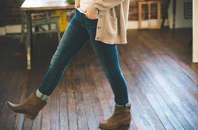 ਇੱਥੇ ਤਾਨਾਸ਼ਾਹ ਕਿਮ ਜੋਂਗ ਉਨ ਦਾ ਰਾਜ ਚੱਲਦਾ ਹੈ, ਉਨ੍ਹਾਂ ਦੇ ਜੋ ਵੀ ਹੁਕਮ ਹੁੰਦੇ ਹਨ, ਪੂਰੇ ਦੇਸ਼ ਦੇ ਲੋਕਾਂ ਨੂੰ ਉਨ੍ਹਾਂ ਦਾ ਪਾਲਣ ਕਰਨਾ ਪੈਂਦਾ ਹੈ।