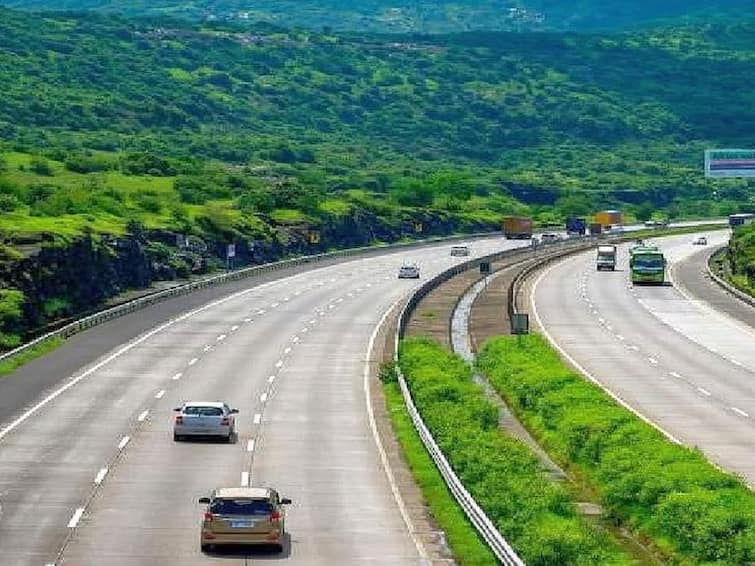 Samruddhi Mahamarg Toll collection revenue rise up since last 9 months Maharashtra Samruddhi Mahamarg : समृद्धी महामार्गाचा टोल महसुलाचा सुस्साट प्रवास, 9 महिन्यात मिळाले 'इतके' उत्पन्न