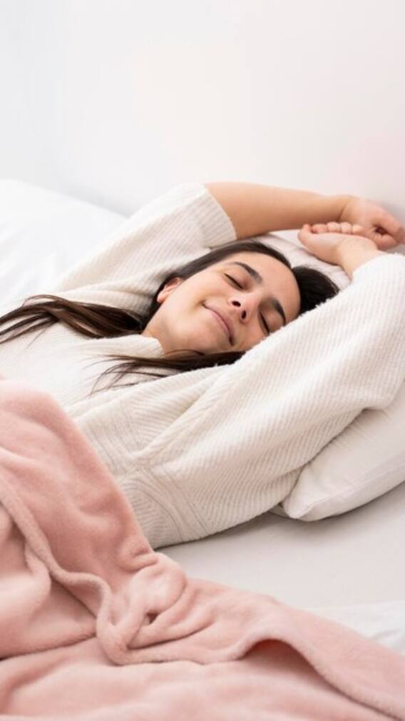 নিয়ম মেনে ঘুম কেন প্রয়োজন ?