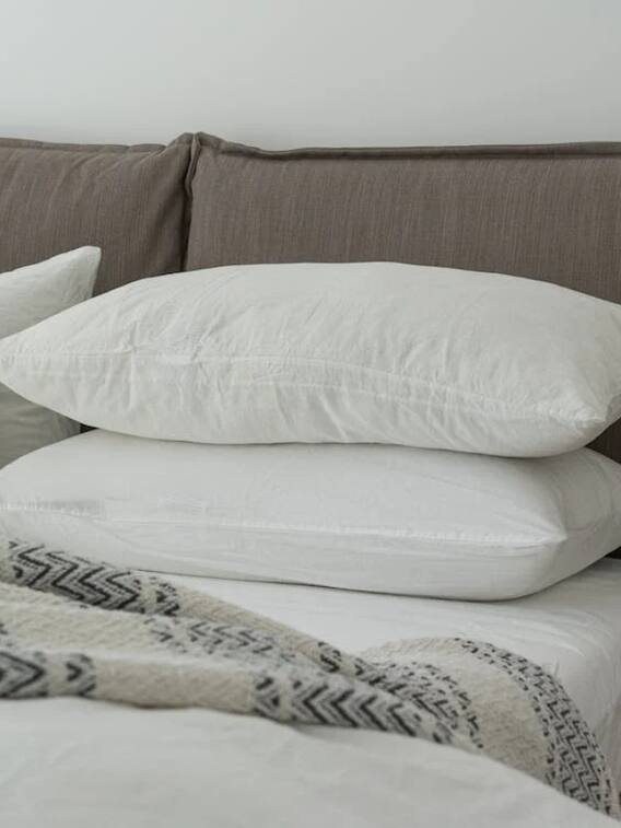 कैसे करें अपने तकियों की सफाई