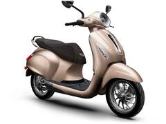 बजाज चेतक इलेक्ट्रिक स्कूटर पर मिल रहा है फेस्टिव सीजन डिस्काउंट, सिंगल चार्ज पर मिलेगी 108 किमी की रेंज