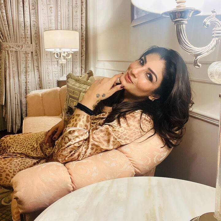 લગ્ન બાદ રવિનાએ પરિવાર માટે થોડો સમય બ્રેક લીધો હતો પરંતુ તે ફરીથી ફિલ્મોમાં પાછી આવી હતી. પોતાની બીજી ઈનિંગમાં પણ તેણે ઘણી હિટ ફિલ્મો આપી છે.