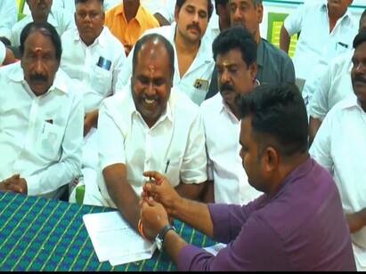 Minister RB Udayakumar signed and called for Devar Jayanti Ratdal Madurai: தேவர் ஜெயந்திக்கு ரத்தத்தால் அழைப்பு விடுத்த முன்னாள் அமைச்சர் ஆர்.பி.உதயகுமார்!