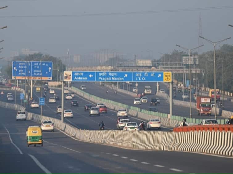 Delhi-NCR News Air Quality Remains Poor Anti-Smog Gun Deployed To Battle Pollution Delhi-NCR Air Quality Remains Poor, Anti-Smog Gun Deployed To Battle Pollution