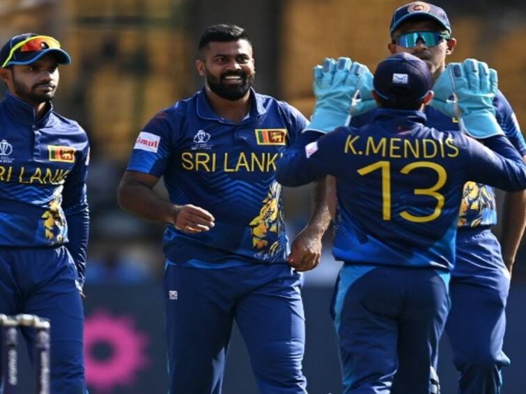 ODI World Cup 2023 ENG vs SL England bowled out for 156 runs Kumara angelo good bowling ODI WC 2023 ENG Vs SL: மீண்டும் சொதப்பிய இங்கிலாந்து!  லஹிரு குமாரா, மேத்யூஸ் கலக்கல் - இலங்கைக்கு 157 ரன்கள் டார்கெட்