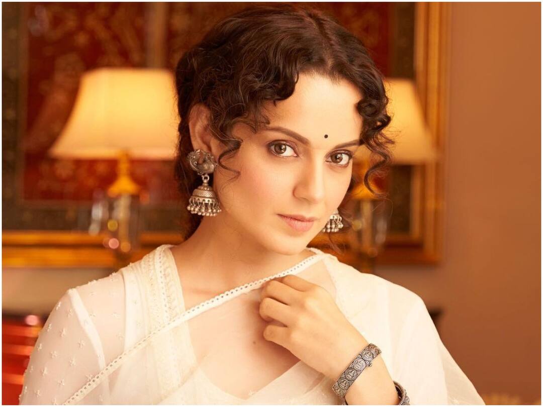 ఐదేళ్లలో పెళ్లి చేసుకుంటా - కానీ ఓ కండీషన్? కంగనా రనౌత్ షాకింగ్ కామెంట్స్! Kangana Ranaut says she’ll marry within the next 5 years, reveals if it'll be arranged or love marriage ఐదేళ్లలో పెళ్లి చేసుకుంటా - కానీ ఓ కండీషన్? కంగనా రనౌత్ షాకింగ్ కామెంట్స్!