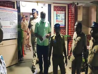 Crime: டியூஷன் எடுப்பதாகக் கூறி பள்ளி மாணவனுக்கு பாலியல் தொந்தரவு; கோவில் அர்ச்சகர் போக்சோவில் கைது!