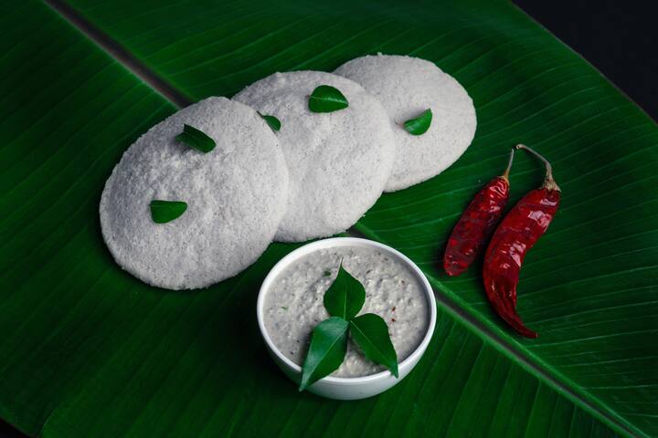 சுவையான கொள்ளு இட்லி தயார்.