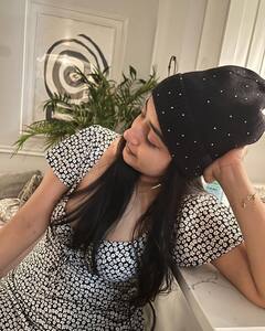 Meera Jasmine Photos : நடிகை மீரா ஜாஸ்மினின் கேசுவல் க்ளிக்ஸ்..!