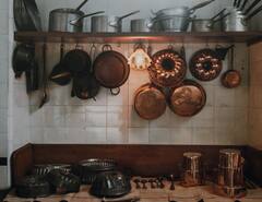 Benefits Of Copper Pot : तांब्याच्या भांड्यातून पाणी पिण्याचे फायदे , वाचा सविस्तर