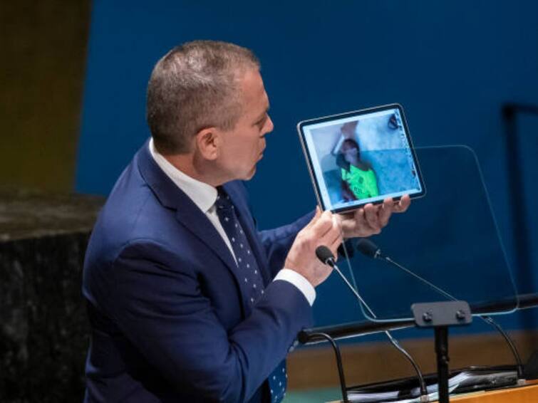 israel envoy gilad erdan un hamas attack video war not against palestine gaza strip Israel Envoy Plays Hamas' 'Decapitate' Attempt Video At UN, Says Its War Is Not With Palestine