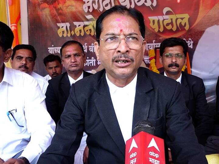 मराठा आरक्षणाच्या मागणीला आमचा पाठींबा असून, यासाठी आज वकील संघाच्या वतीने साखळी उपोषण करण्यात आल्याची माहिती वकील संघाचे पदाधिकारी प्रशांत राजापूरकर यांनी दिली आहे.