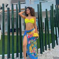 Avneet Kaur Photo: ઈટાલીમાં સ્વિમિંગ પુલમાં ચિલ કરતી જોવા મળી અવનીત કૌર