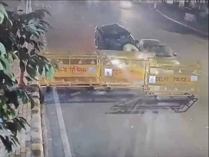 Delhi Police Constable Flung In Air Hit By SUV Video Connaught Place Caught On Camera: Delhi Cop Flung In The Air After SUV Hits Him At Connaught Place