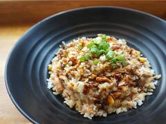 Cabbage Rice Recipe: வைட்டமின் கே, ஏ நிறைய வேணுமா.. முட்டைக்கோஸ் ரைஸ் செஞ்சு சாப்பிடுங்க!