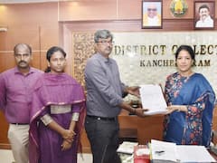 வாக்காளர்களே நீங்கள் செய்ய வேண்டியது இதுதான்: காஞ்சிபுரத்தில் வரைவு வாக்காளர் பட்டியல் வெளியீடு!