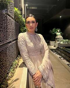 Bollywood Kissa: जब बिगड़ी हुई औलाद कहने पर मनीषा कोइराला पर भड़की थीं करिश्मा कपूर, कह दी थी ये बड़ी बात